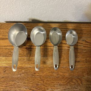 Vintage Oneida Oval 18/8 Stainless Steel Measuring Cup Set (4) No Ring Holder